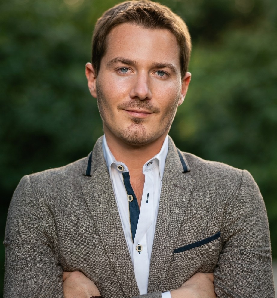 Robert Koenekamp, Strategic Advisor to the Private Office